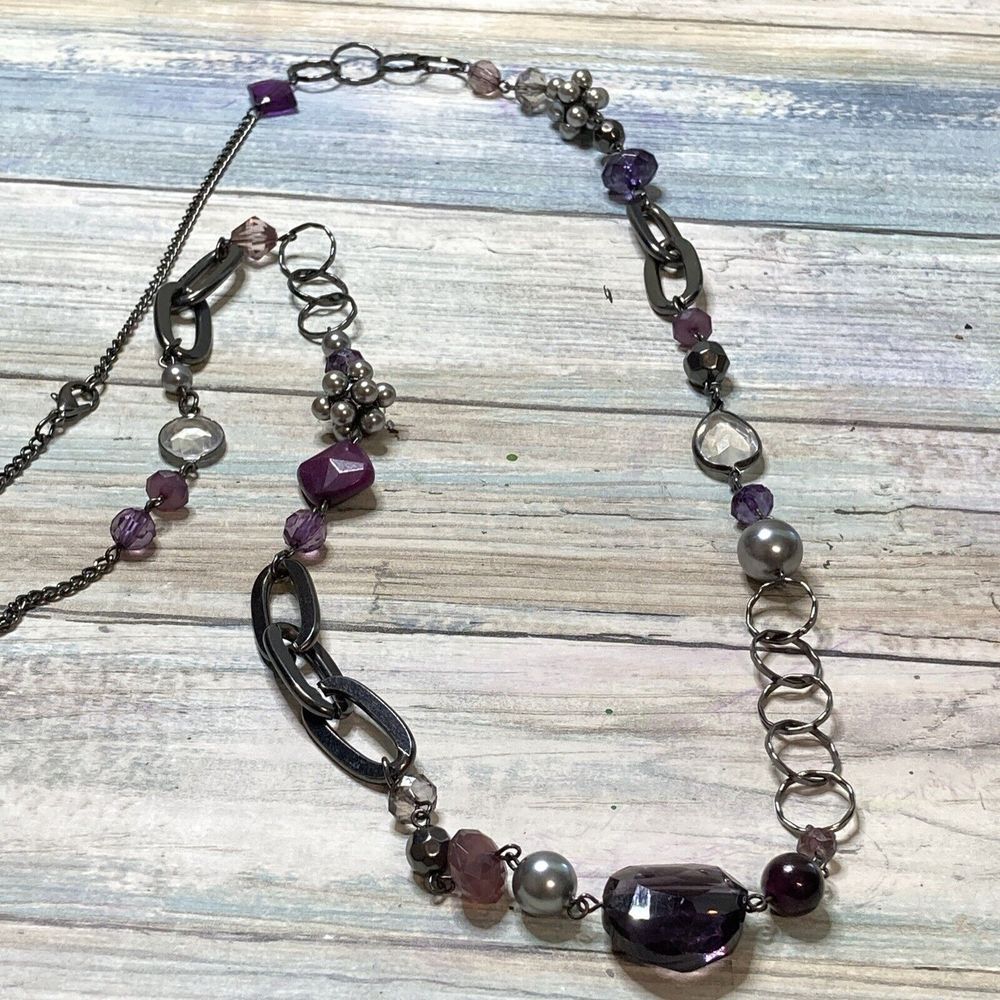 GunMetal Black Acrylic Purple Clear‎ Necklace 36" Chain Stations Beads NWOT